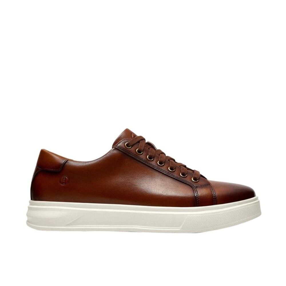 Clarks Mens Goswell Leather Low Cut Sneakers / Tan